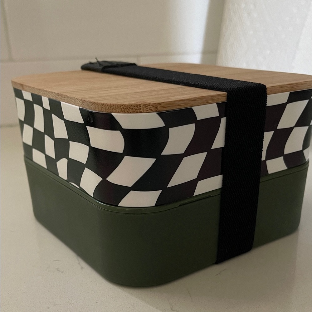 Checkered Green Food Storage Container